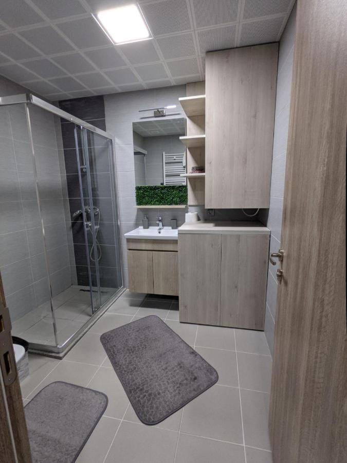 Sky Side Luxury Condo Skopje Zewnętrze zdjęcie